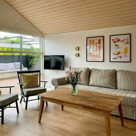 Ferienhaus Bright With Large Terrace Near Nyborg